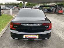 Volvo 2.0 D4 R-Design Saloon 4dr Diesel Auto Euro 6 (s/s) (190 ps)