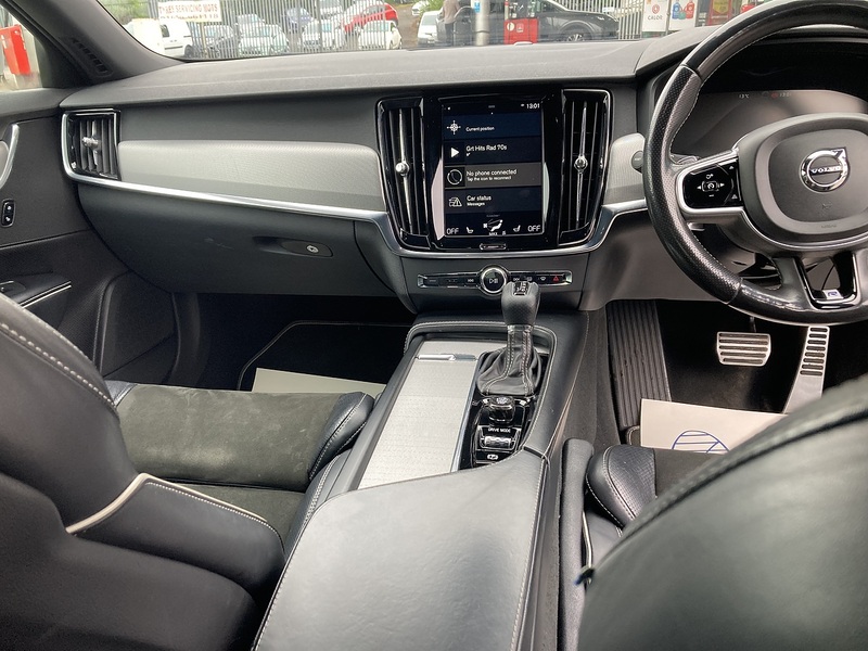 Volvo 2.0 D4 R-Design Saloon 4dr Diesel Auto Euro 6 (s/s) (190 ps)