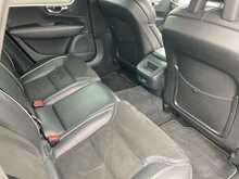 Volvo 2.0 D4 R-Design Saloon 4dr Diesel Auto Euro 6 (s/s) (190 ps)