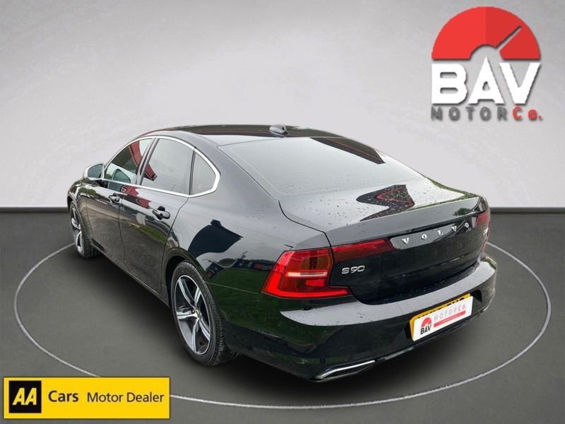 Volvo 2.0 D4 R-Design Saloon 4dr Diesel Auto Euro 6 (s/s) (190 ps)