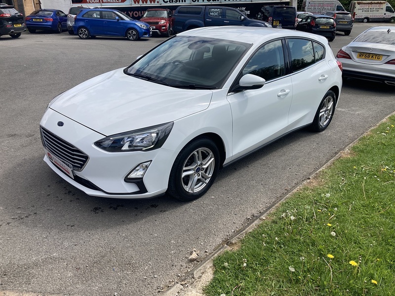 Ford 1.5 EcoBlue Zetec Hatchback 5dr Diesel Manual Euro 6 (s/s) (120 ps)