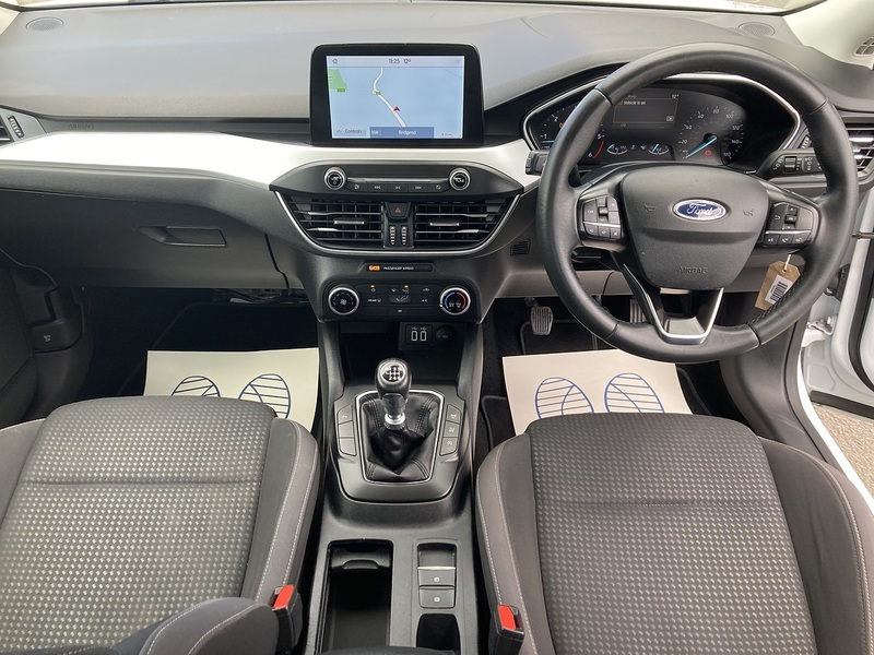 Ford 1.5 EcoBlue Zetec Hatchback 5dr Diesel Manual Euro 6 (s/s) (120 ps)