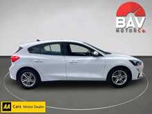 Ford 1.5 EcoBlue Zetec Hatchback 5dr Diesel Manual Euro 6 (s/s) (120 ps)