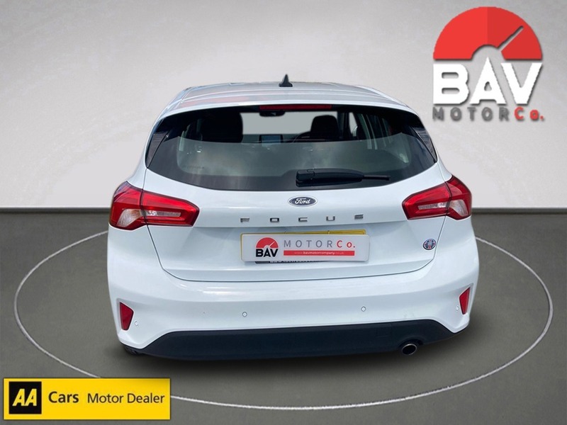 Ford 1.5 EcoBlue Zetec Hatchback 5dr Diesel Manual Euro 6 (s/s) (120 ps)