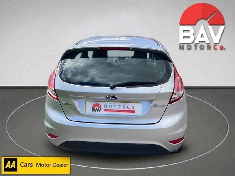 Ford 1.6 TDCi ECOnetic Zetec Hatchback 5dr Diesel Manual Euro 5 (s/s) (95 ps)