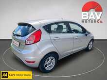 Ford 1.6 TDCi ECOnetic Zetec Hatchback 5dr Diesel Manual Euro 5 (s/s) (95 ps)