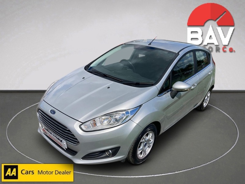 Ford 1.6 TDCi ECOnetic Zetec Hatchback 5dr Diesel Manual Euro 5 (s/s) (95 ps)