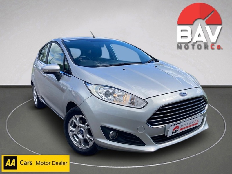 Ford 1.6 TDCi ECOnetic Zetec Hatchback 5dr Diesel Manual Euro 5 (s/s) (95 ps)