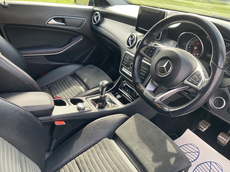Mercedes-Benz 1.6 CLA180 AMG Line Edition Shooting Brake 5dr Petrol Manual Euro 6 (s/s) (122 ps)