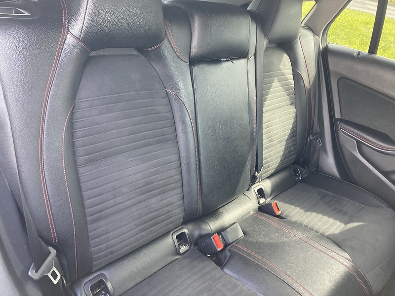 Mercedes-Benz 1.6 CLA180 AMG Line Edition Shooting Brake 5dr Petrol Manual Euro 6 (s/s) (122 ps)