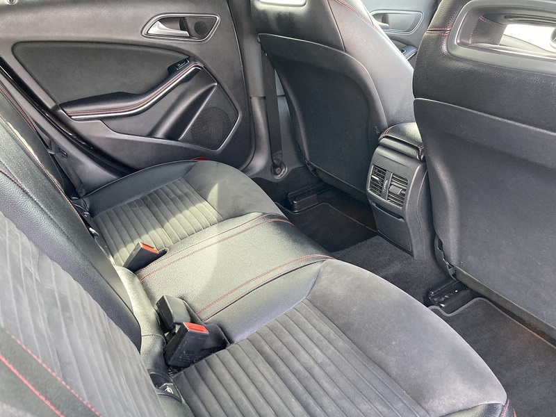 Mercedes-Benz 1.6 CLA180 AMG Line Edition Shooting Brake 5dr Petrol Manual Euro 6 (s/s) (122 ps)