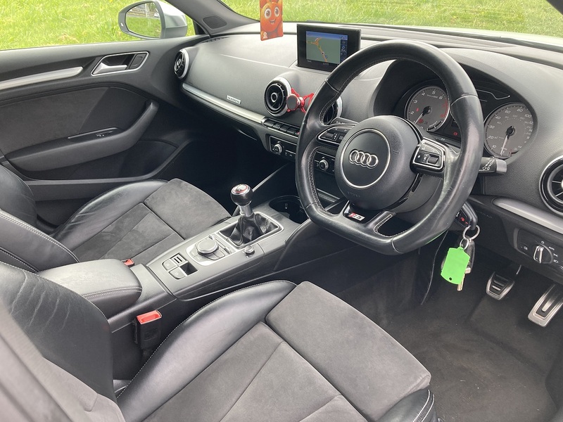 Audi 2.0 TFSI Sportback 5dr Petrol Manual quattro Euro 6 (s/s) (300 ps)