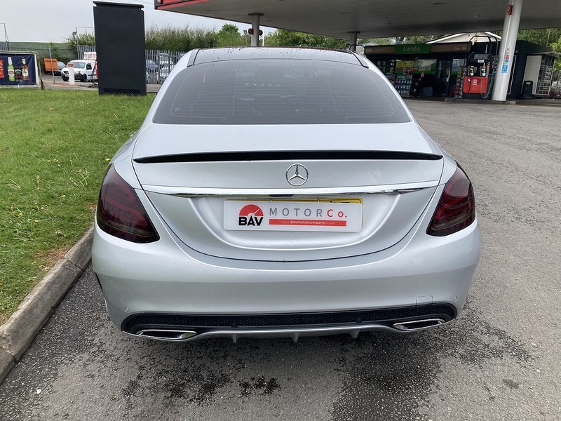 Mercedes-Benz 2.1 C250 BlueTEC AMG Line Saloon 4dr Diesel G-Tronic+ Euro 6 (s/s) (204 ps)