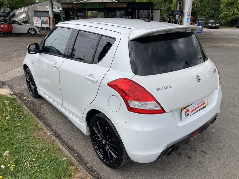 Suzuki 1.6 Sport Hatchback 5dr Petrol Manual Euro 5 (136 ps)