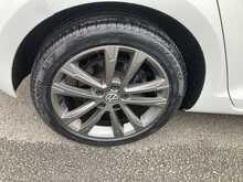 Volkswagen 2.0 TDI BlueMotion Tech GT Hatchback 5dr Diesel DSG Euro 5 (s/s) (150 ps)