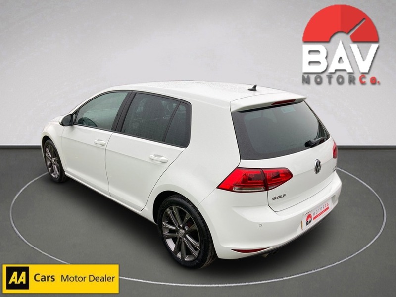 Volkswagen 2.0 TDI BlueMotion Tech GT Hatchback 5dr Diesel DSG Euro 5 (s/s) (150 ps)