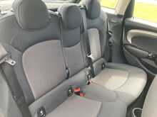 MINI 1.5 Cooper Hatchback 5dr Petrol Manual Euro 6 (s/s) (136 ps)