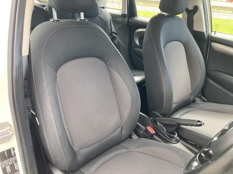 MINI 1.5 Cooper Hatchback 5dr Petrol Manual Euro 6 (s/s) (136 ps)