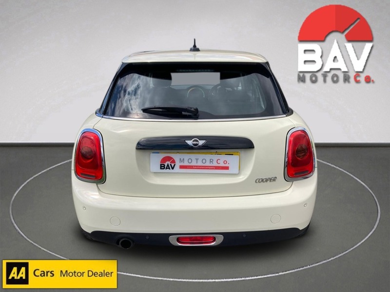 MINI 1.5 Cooper Hatchback 5dr Petrol Manual Euro 6 (s/s) (136 ps)