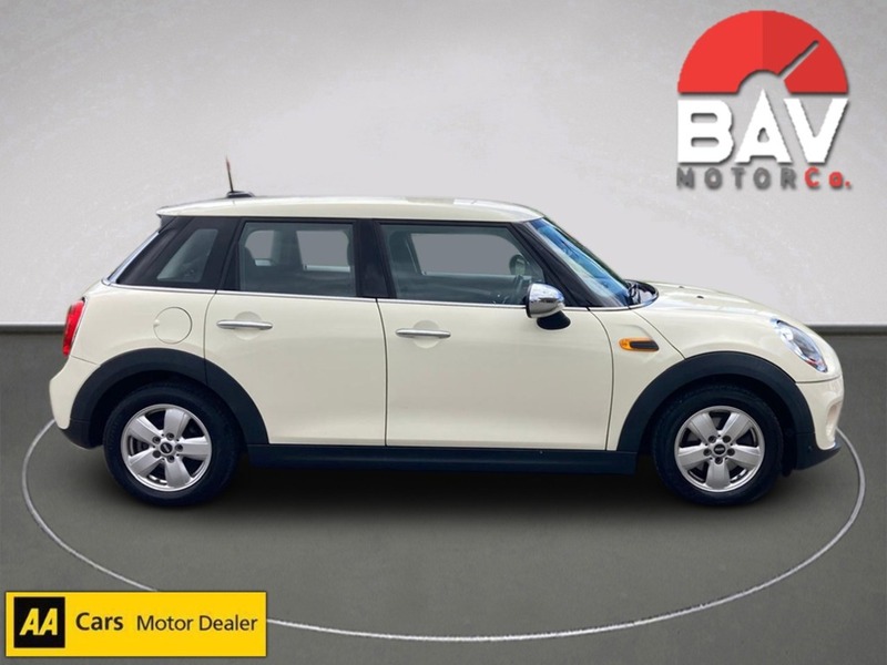 MINI 1.5 Cooper Hatchback 5dr Petrol Manual Euro 6 (s/s) (136 ps)