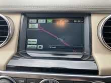 Land Rover 3.0 SD V6 HSE SUV 5dr Diesel Auto 4WD Euro 5 (255 bhp)