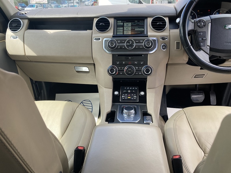 Land Rover 3.0 SD V6 HSE SUV 5dr Diesel Auto 4WD Euro 5 (255 bhp)