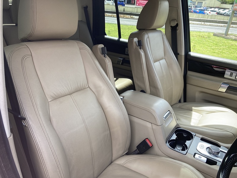 Land Rover 3.0 SD V6 HSE SUV 5dr Diesel Auto 4WD Euro 5 (255 bhp)