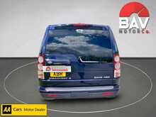 Land Rover 3.0 SD V6 HSE SUV 5dr Diesel Auto 4WD Euro 5 (255 bhp)