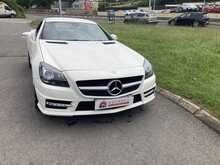 Mercedes-Benz 2.1 SLK250 CDI BlueEfficiency AMG Sport Convertible 2dr Diesel G-Tronic+ Euro 5 (s/s) (204 ps)