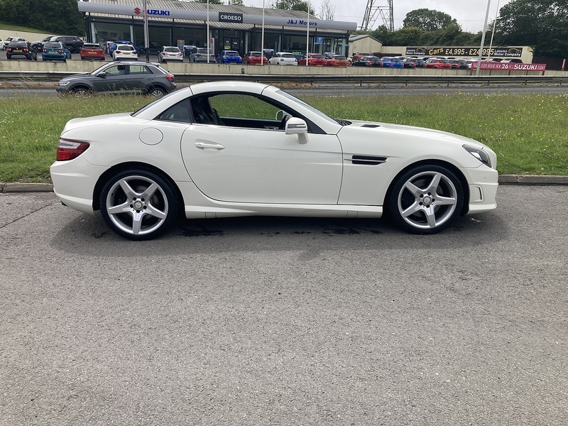 Mercedes-Benz 2.1 SLK250 CDI BlueEfficiency AMG Sport Convertible 2dr Diesel G-Tronic+ Euro 5 (s/s) (204 ps)