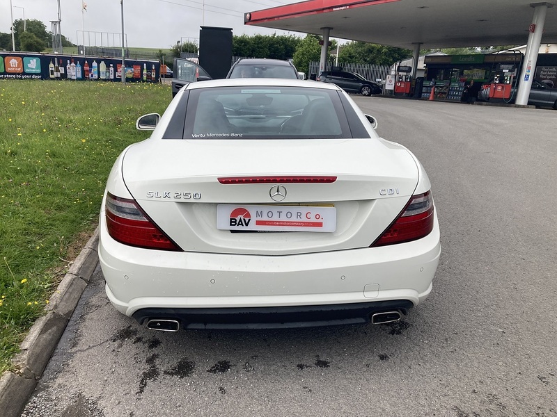 Mercedes-Benz 2.1 SLK250 CDI BlueEfficiency AMG Sport Convertible 2dr Diesel G-Tronic+ Euro 5 (s/s) (204 ps)