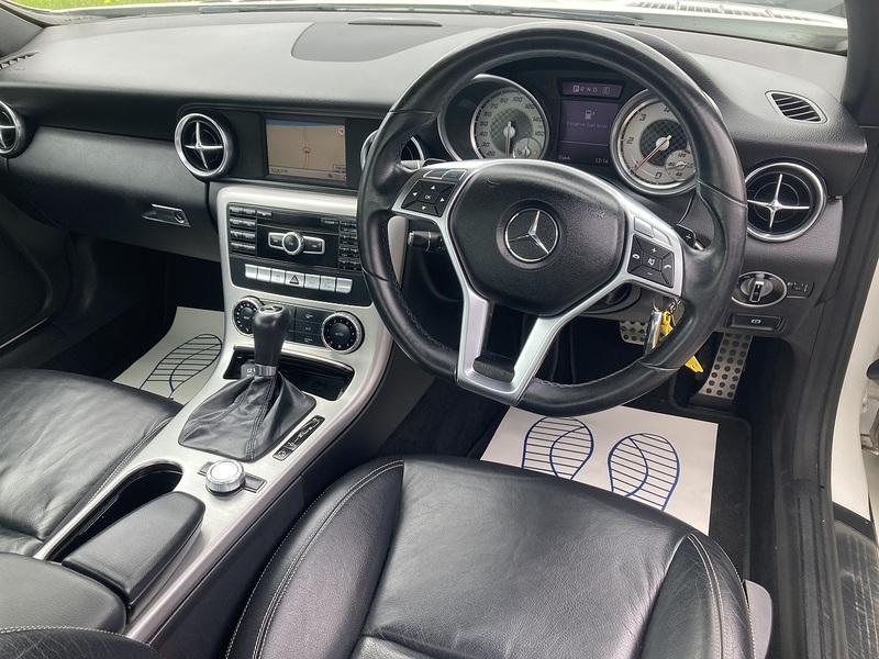 Mercedes-Benz 2.1 SLK250 CDI BlueEfficiency AMG Sport Convertible 2dr Diesel G-Tronic+ Euro 5 (s/s) (204 ps)