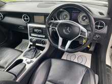 Mercedes-Benz 2.1 SLK250 CDI BlueEfficiency AMG Sport Convertible 2dr Diesel G-Tronic+ Euro 5 (s/s) (204 ps)