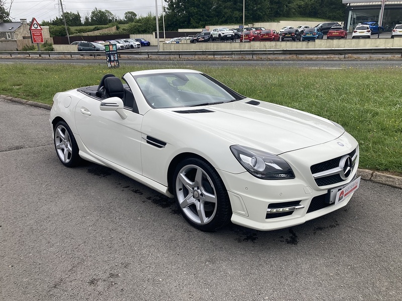Mercedes-Benz 2.1 SLK250 CDI BlueEfficiency AMG Sport Convertible 2dr Diesel G-Tronic+ Euro 5 (s/s) (204 ps)
