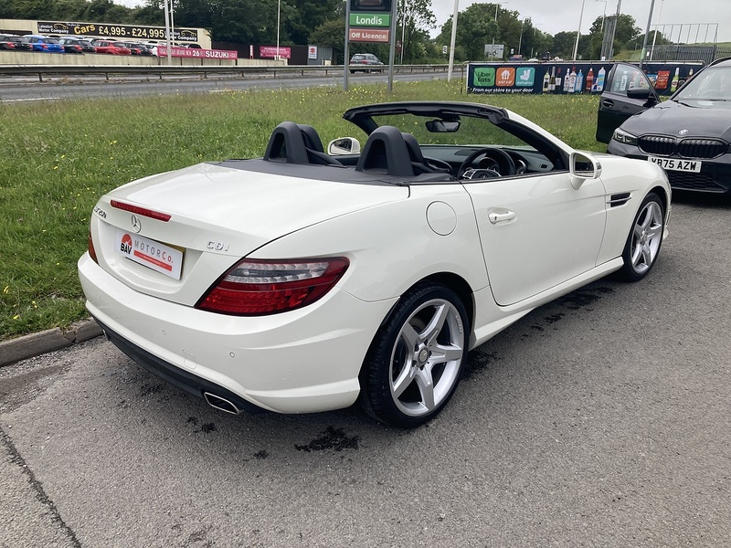 Mercedes-Benz 2.1 SLK250 CDI BlueEfficiency AMG Sport Convertible 2dr Diesel G-Tronic+ Euro 5 (s/s) (204 ps)