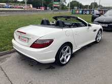 Mercedes-Benz 2.1 SLK250 CDI BlueEfficiency AMG Sport Convertible 2dr Diesel G-Tronic+ Euro 5 (s/s) (204 ps)