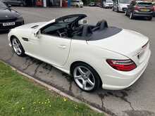 Mercedes-Benz 2.1 SLK250 CDI BlueEfficiency AMG Sport Convertible 2dr Diesel G-Tronic+ Euro 5 (s/s) (204 ps)