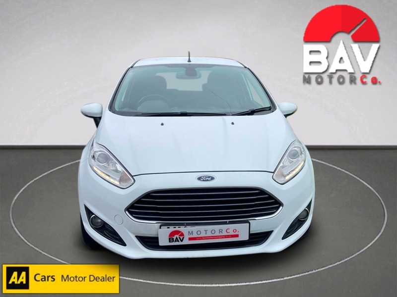 Ford 1.0T EcoBoost Titanium Hatchback 5dr Petrol Manual Euro 5 (s/s) (100 ps)