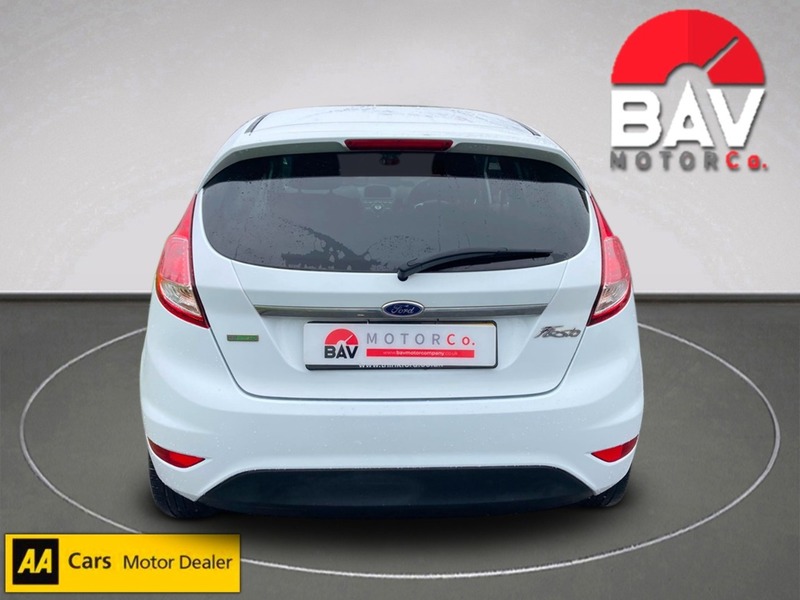 Ford 1.0T EcoBoost Titanium Hatchback 5dr Petrol Manual Euro 5 (s/s) (100 ps)