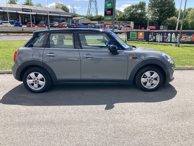 MINI 1.5 Cooper Hatchback 5dr Petrol Manual Euro 6 (s/s) (136 ps)