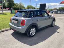 MINI 1.5 Cooper Hatchback 5dr Petrol Manual Euro 6 (s/s) (136 ps)
