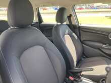 MINI 1.5 Cooper Hatchback 5dr Petrol Manual Euro 6 (s/s) (136 ps)