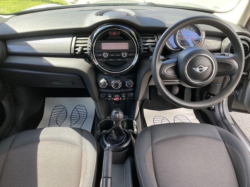 MINI 1.5 Cooper Hatchback 5dr Petrol Manual Euro 6 (s/s) (136 ps)