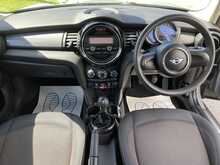 MINI 1.5 Cooper Hatchback 5dr Petrol Manual Euro 6 (s/s) (136 ps)