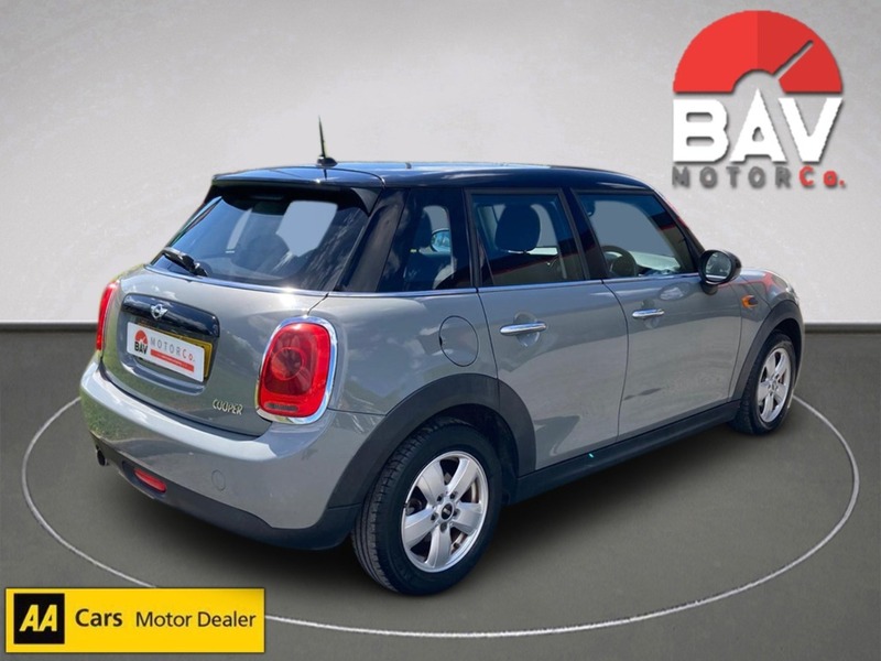 MINI 1.5 Cooper Hatchback 5dr Petrol Manual Euro 6 (s/s) (136 ps)