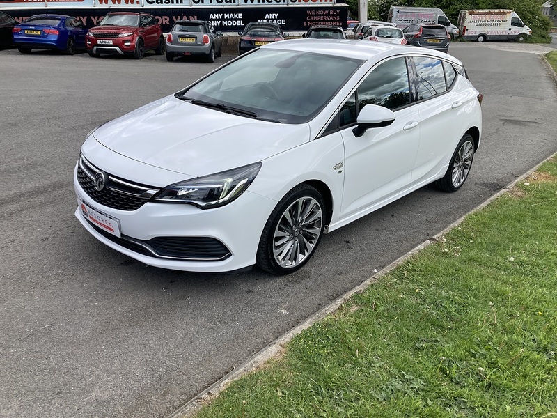 Vauxhall 1.6 CDTi BiTurbo Elite Nav Hatchback 5dr Diesel Manual Euro 6 (s/s) (160 ps)