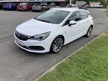 Vauxhall 1.6 CDTi BiTurbo Elite Nav Hatchback 5dr Diesel Manual Euro 6 (s/s) (160 ps)