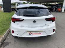 Vauxhall 1.6 CDTi BiTurbo Elite Nav Hatchback 5dr Diesel Manual Euro 6 (s/s) (160 ps)