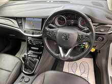 Vauxhall 1.6 CDTi BiTurbo Elite Nav Hatchback 5dr Diesel Manual Euro 6 (s/s) (160 ps)