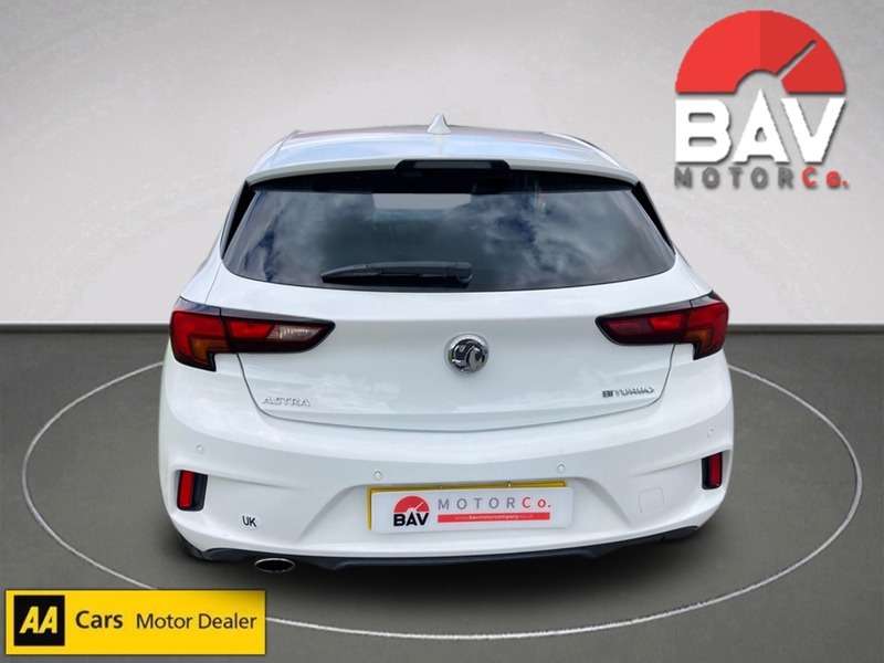 Vauxhall 1.6 CDTi BiTurbo Elite Nav Hatchback 5dr Diesel Manual Euro 6 (s/s) (160 ps)
